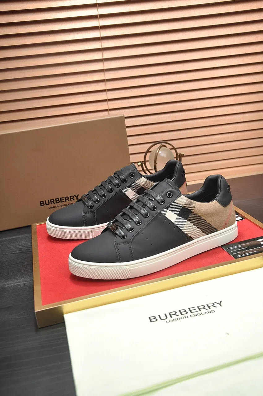 Men's shoes💰480💶[Burberry] (cowhide lining) classic low-top sneakers｜Imported cowhide with classic plaid fabric｜Cow leather lining｜Original outsole｜Fine workmanship and comfortable to wear Size: 38-44 (customized at 45)
